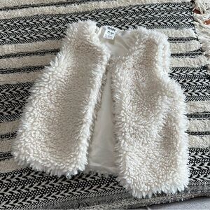 Cotton on baby creamy off white fuzzy Sherpa vest size 18-24 months